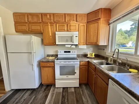 1504 West Oakton Street Arlington Heights IL 60004