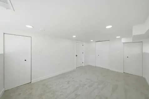 2714 North New England Avenue Chicago IL 60707