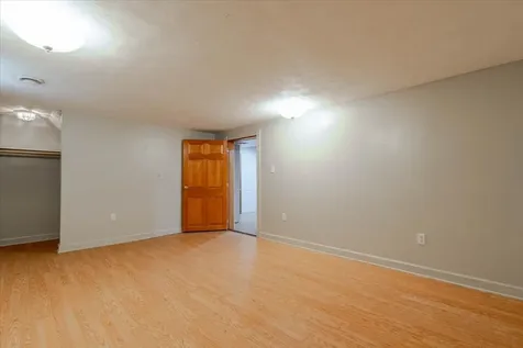513 Maizefield Avenue Bloomington IL 61701