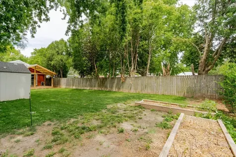 513 Maizefield Avenue Bloomington IL 61701