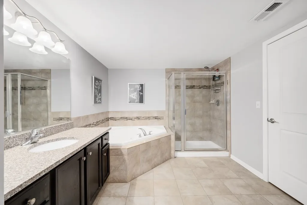 8505 Woodward Avenue Woodridge IL 60517