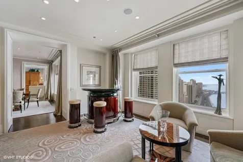 159 East Walton Place Chicago IL 60611