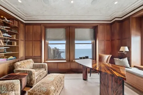 159 East Walton Place Chicago IL 60611