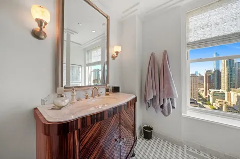 159 East Walton Place Chicago IL 60611