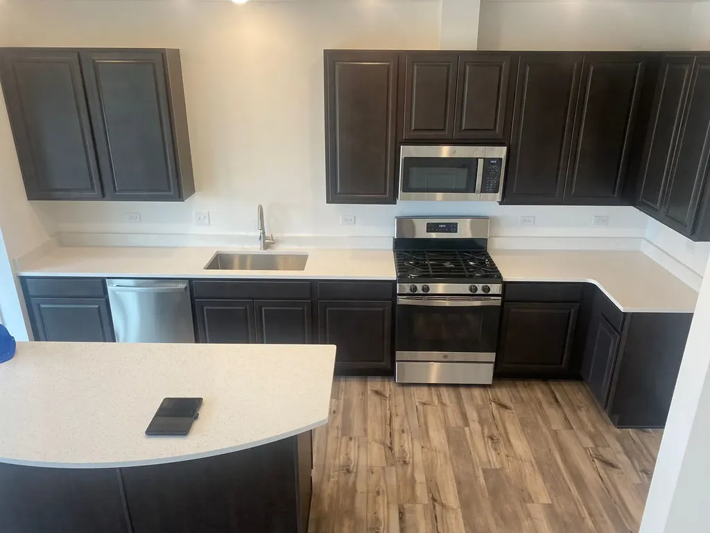 638 Wolverine Drive Aurora IL 60502