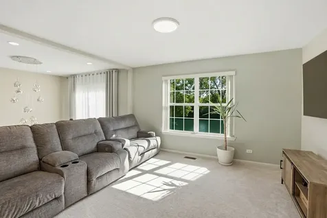 1905 South Osprey Lane Libertyville IL 60048
