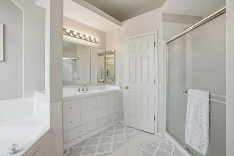1905 South Osprey Lane Libertyville IL 60048