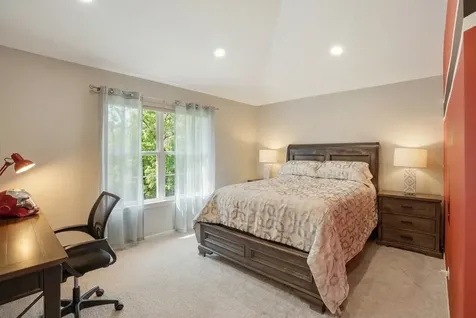 1905 South Osprey Lane Libertyville IL 60048