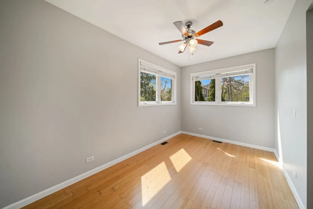 701 Oakton Street Park Ridge IL 60068