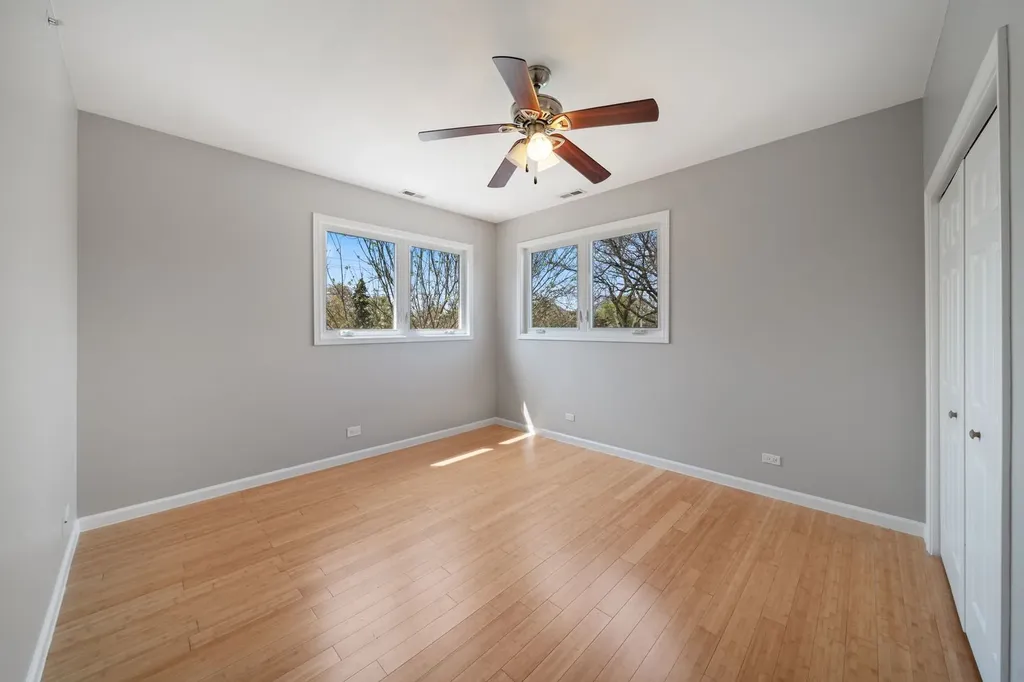 701 Oakton Street Park Ridge IL 60068
