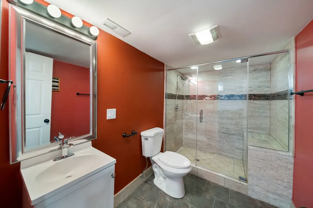 701 Oakton Street Park Ridge IL 60068