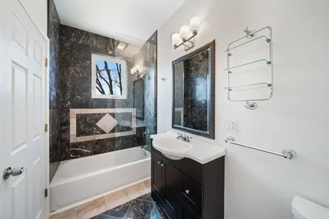 701 Oakton Street Park Ridge IL 60068