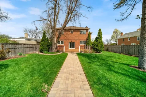 701 Oakton Street Park Ridge IL 60068