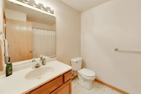 365 Stonington Place South Elgin IL 60177