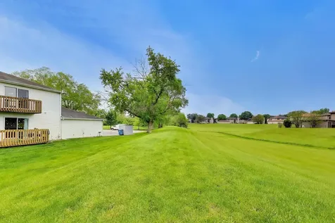 365 Stonington Place South Elgin IL 60177