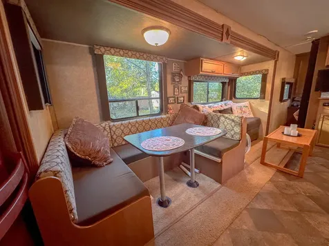 9/46 Woodhaven Sublette IL 61367