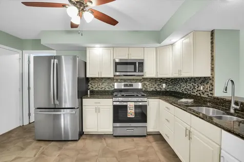 1212 Quail Run Drive Savoy IL 61874