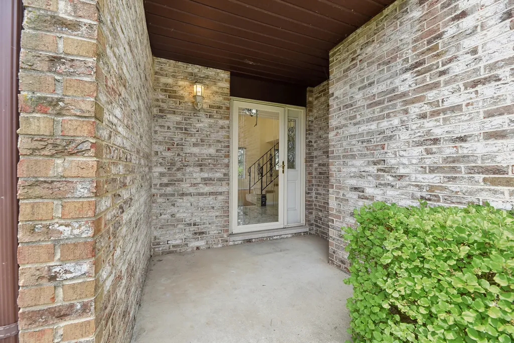 19726 Lake Shore Drive Court Lynwood IL 60411
