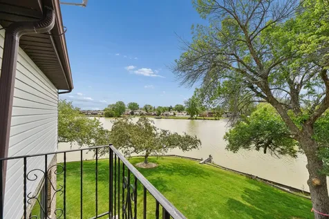 19726 Lake Shore Drive Court Lynwood IL 60411