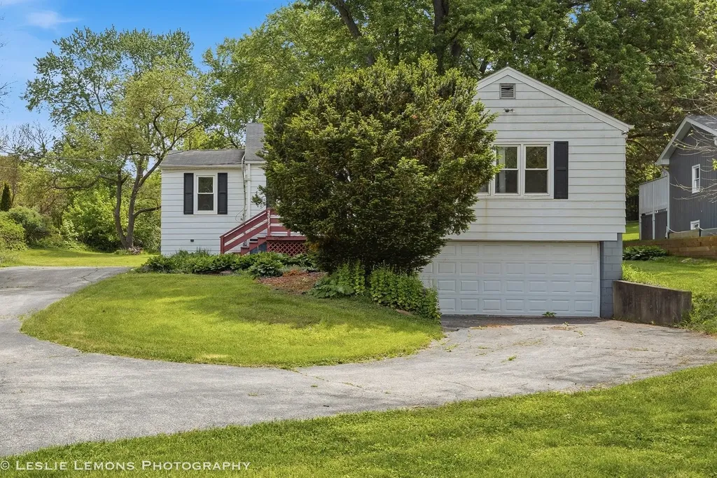 20839 North Cumnor Avenue Barrington IL 60010