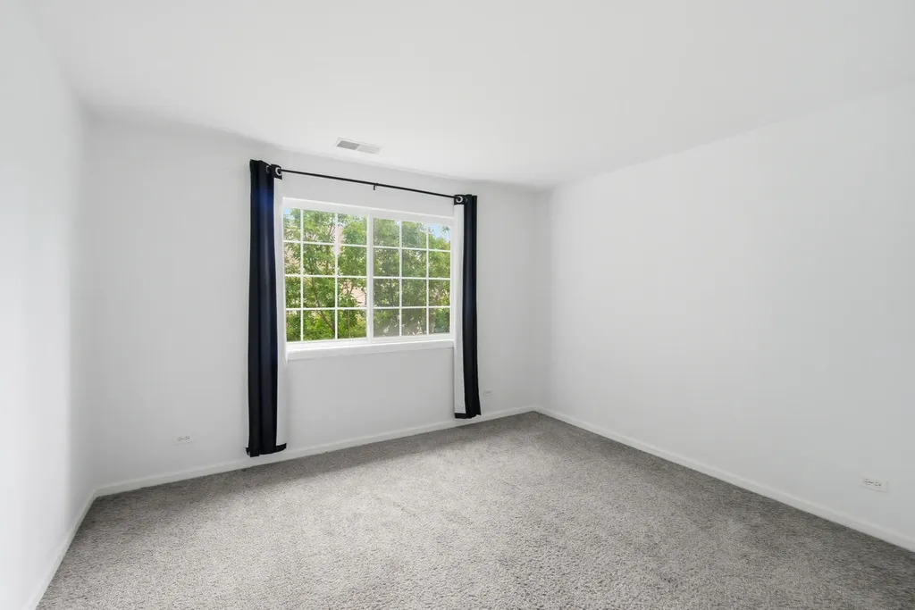 2290 Scott Lane Aurora IL 60502