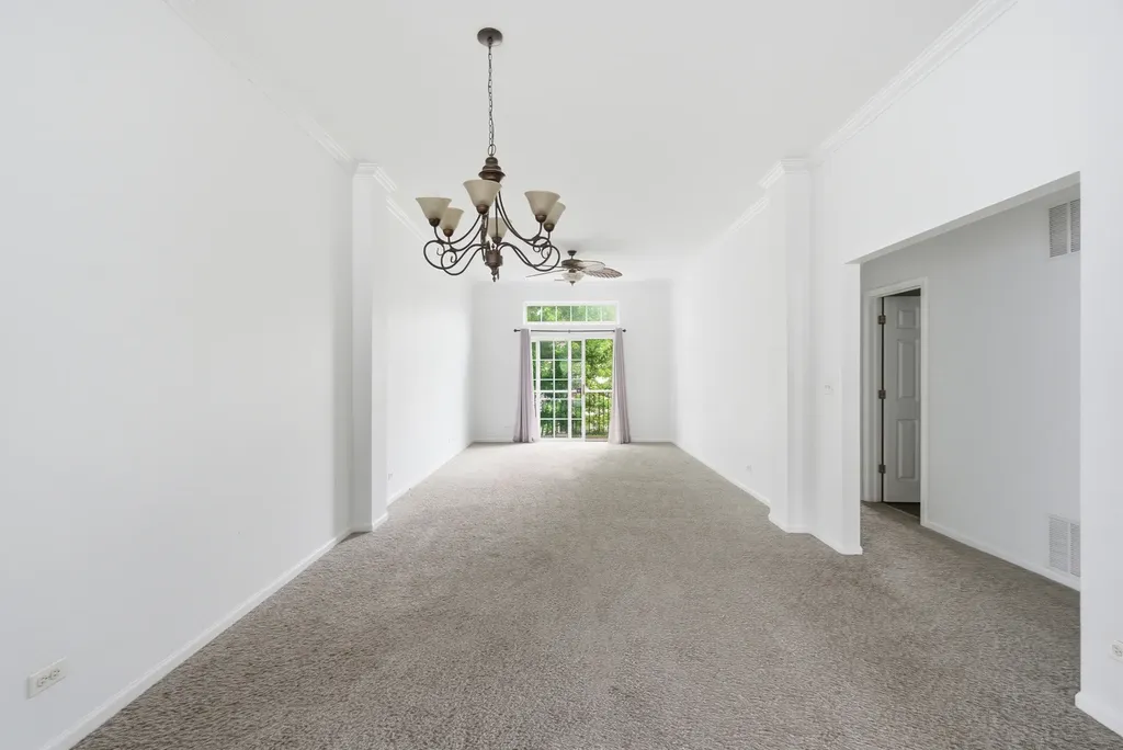 2290 Scott Lane Aurora IL 60502