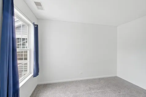 2290 Scott Lane Aurora IL 60502