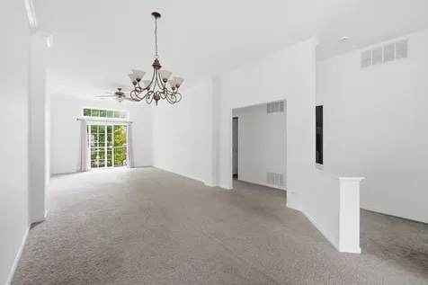 2290 Scott Lane Aurora IL 60502