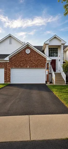 717 Stuarts Drive St. Charles IL 60174