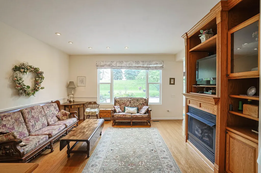 12926 Oak Grove Drive Huntley IL 60142