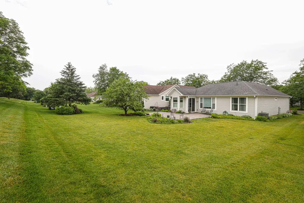 12926 Oak Grove Drive Huntley IL 60142