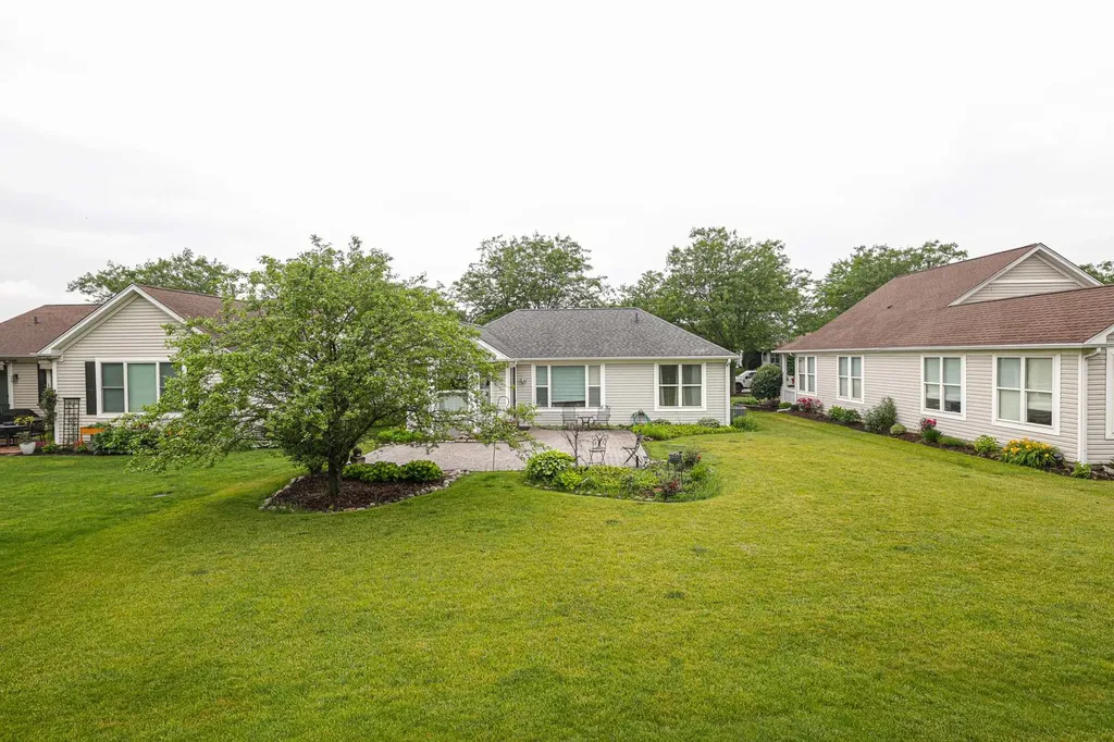 12926 Oak Grove Drive Huntley IL 60142