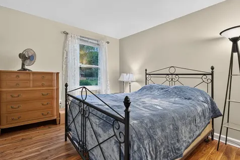 183 Sunset Drive Carpentersville IL 60110