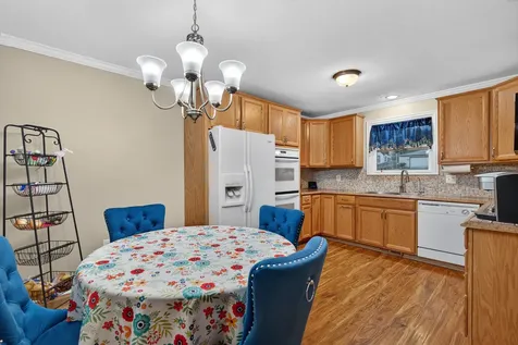 183 Sunset Drive Carpentersville IL 60110