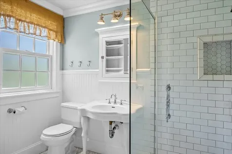 1087 Bluff Road Glencoe IL 60022