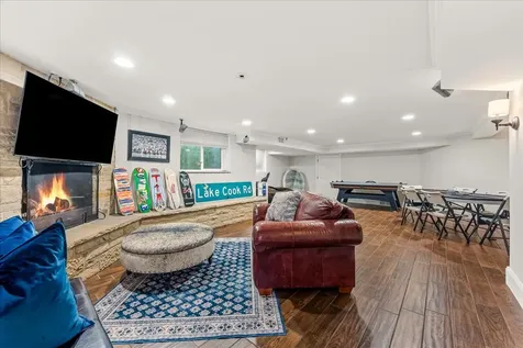 1087 Bluff Road Glencoe IL 60022