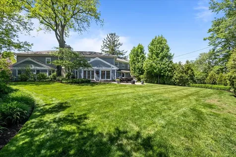 1087 Bluff Road Glencoe IL 60022