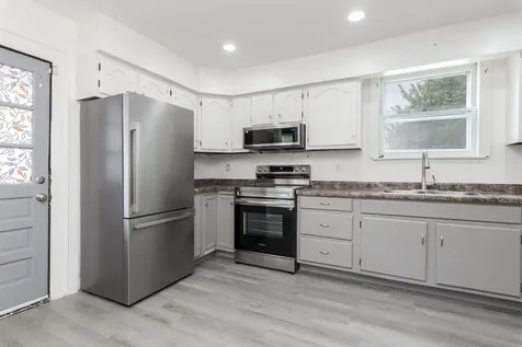 107 South Morris Avenue Bloomington IL 61701