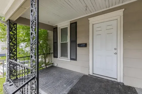 107 South Morris Avenue Bloomington IL 61701