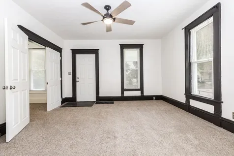 107 South Morris Avenue Bloomington IL 61701