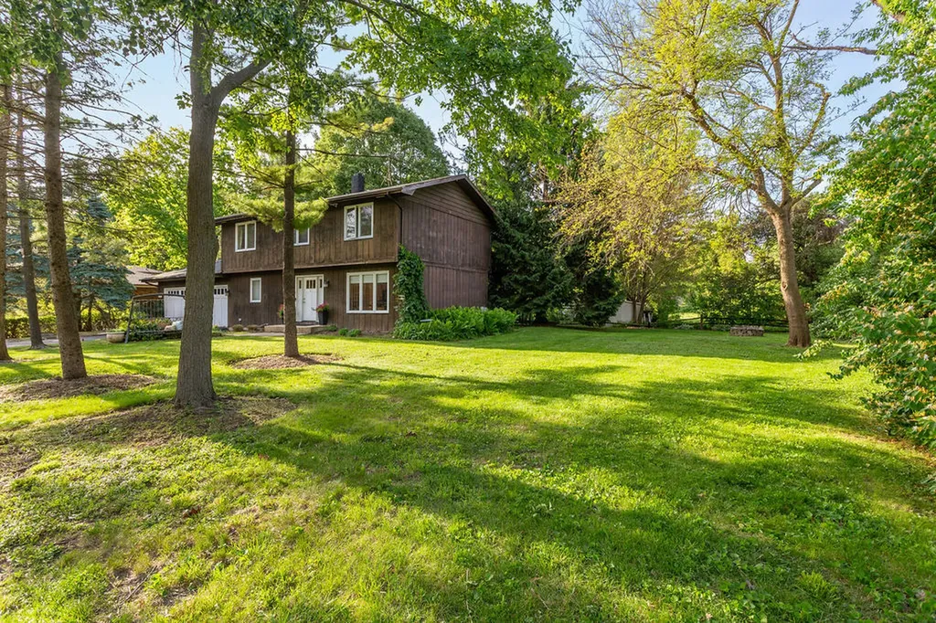 2100 59TH Street Downers Grove IL 60516