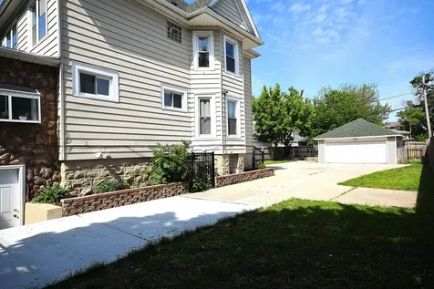 407 South 20th Avenue Maywood IL 60153
