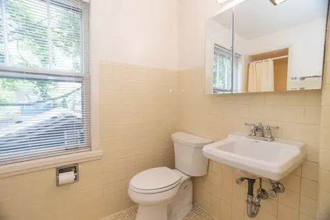 2545 Greeley Avenue Evanston IL 60201