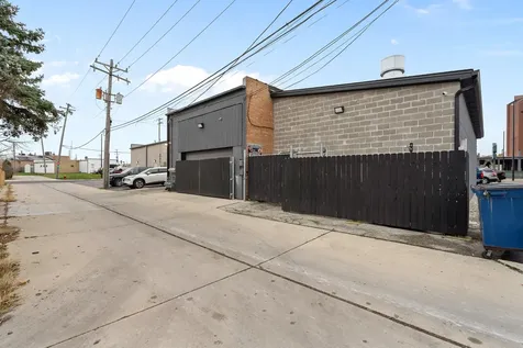 5512 West 79th Street Burbank IL 60459