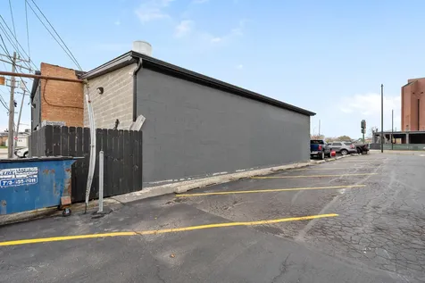 5512 West 79th Street Burbank IL 60459
