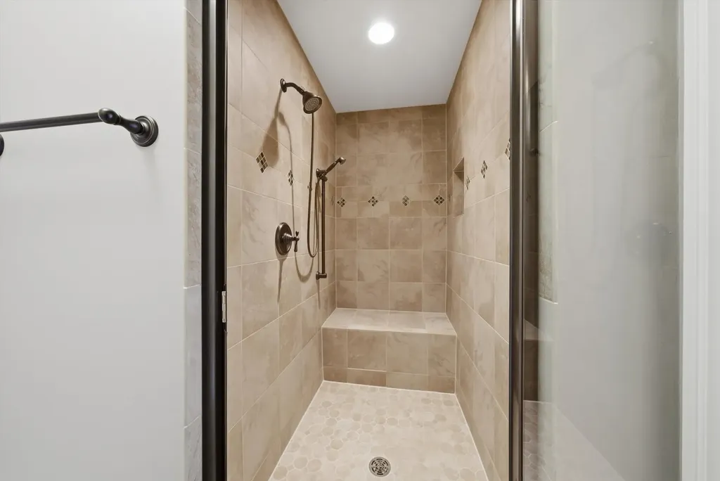 329 South Kenmore Avenue Elmhurst IL 60126