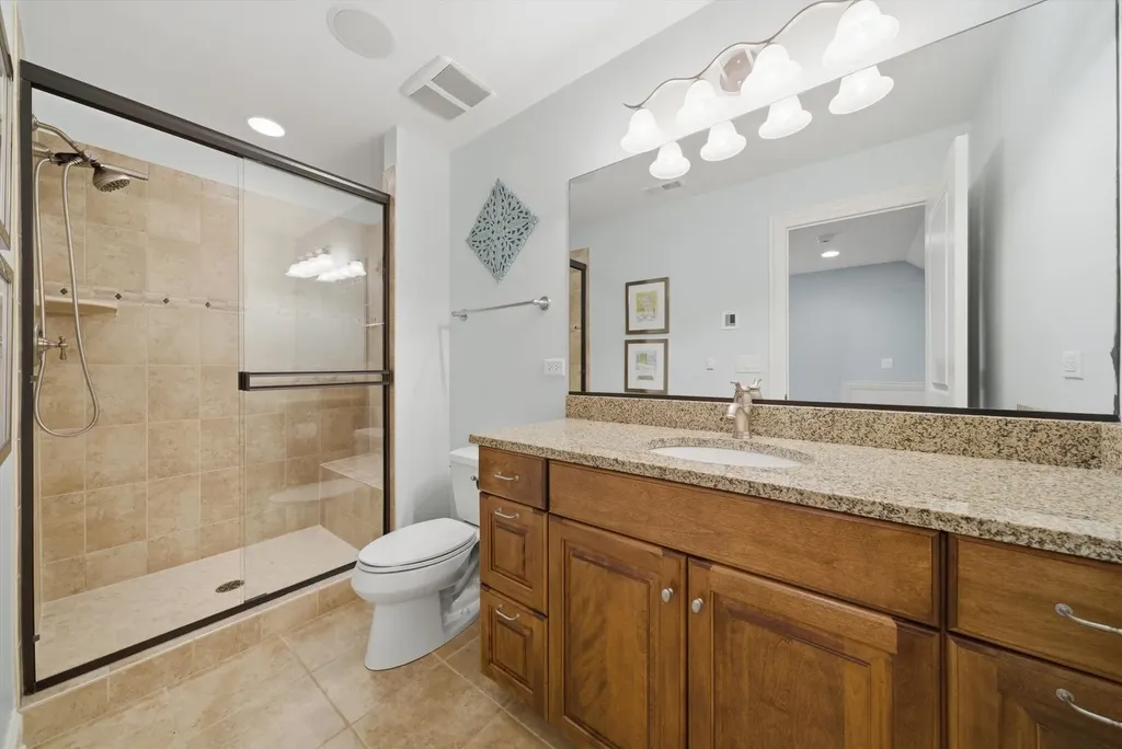 329 South Kenmore Avenue Elmhurst IL 60126