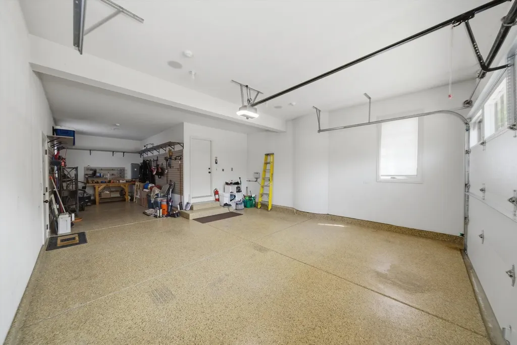 329 South Kenmore Avenue Elmhurst IL 60126