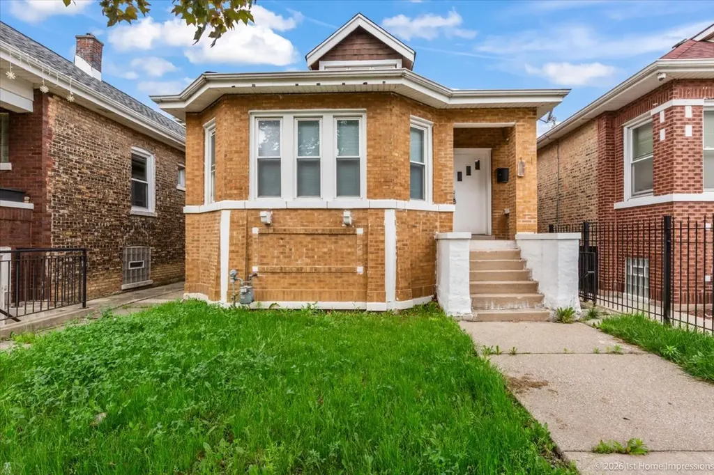 6228 South Fairfield Avenue Chicago IL 60629