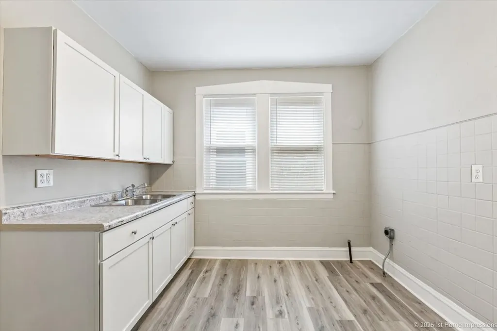 6228 South Fairfield Avenue Chicago IL 60629